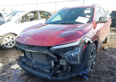 2024 Chevrolet Trax Fwd 2Rs z USA, uszkodzony, nr VIN KL77LJE23RC131275